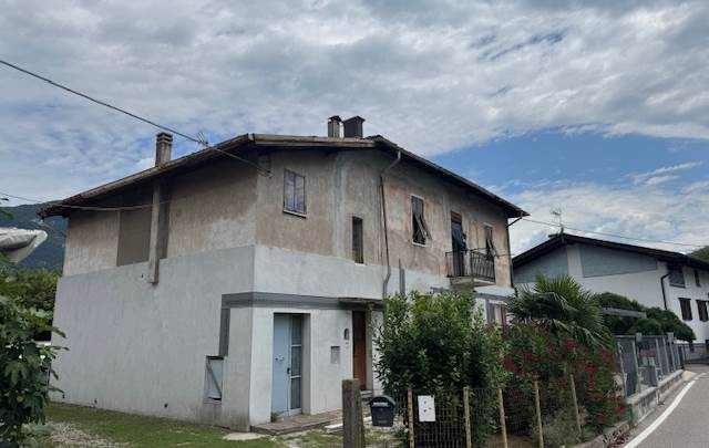 TRENTO, LOCALITA' CENTA - APPARTAMENTO CON TERRENO 