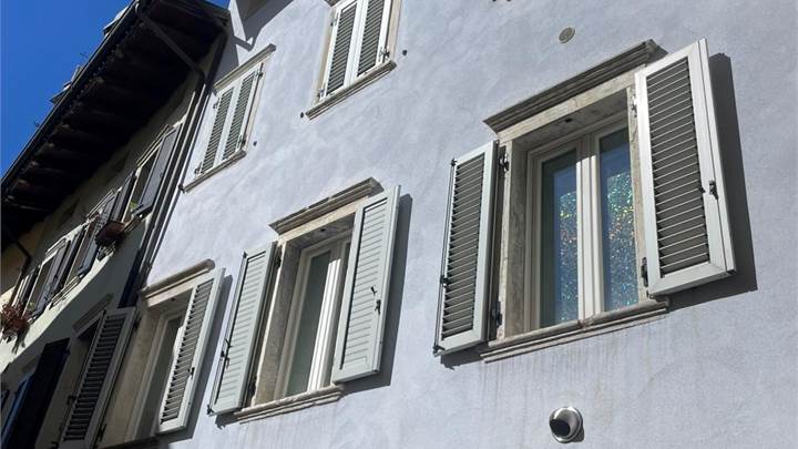  NAGO (TN) TRILOCALE RISTRUTTURATO NEL CENTRO STORICO